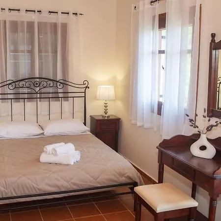 Oliva - Ideal For Families Close To * Zakynthos Town